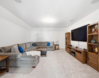 5022 Matador Lane - Photo Thumbnail 13