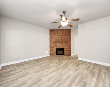 2910 Grants Lake Boulevard - Photo Thumbnail 4