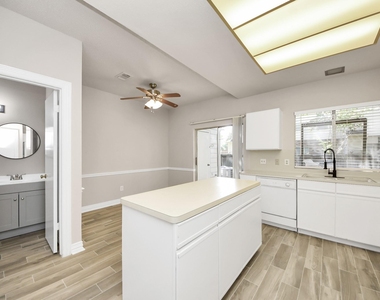 2910 Grants Lake Boulevard - Photo Thumbnail 11