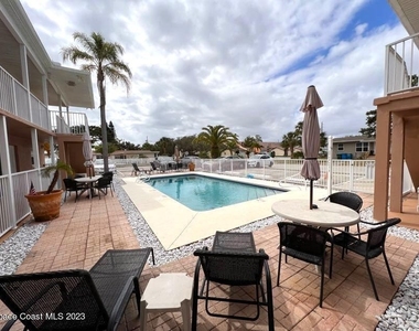 204 Adams Avenue - Photo Thumbnail 2