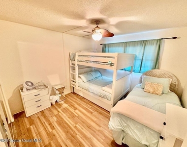 4100 Ocean Beach Boulevard - Photo Thumbnail 12