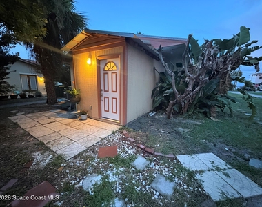 2910 Riverview Drive - Photo Thumbnail 2