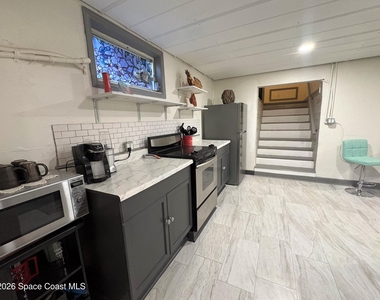 2910 Riverview Drive - Photo Thumbnail 9
