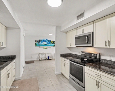 303 Audubon Drive - Photo Thumbnail 9