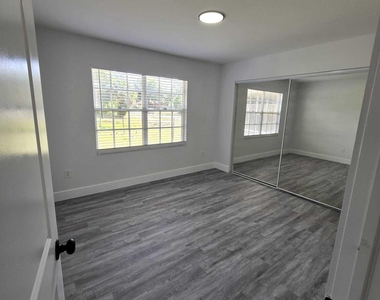400 Koutnik Road Se - Photo Thumbnail 15