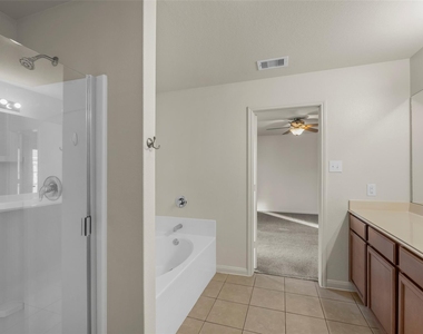 20803 Bastion Settle Drive - Photo Thumbnail 15