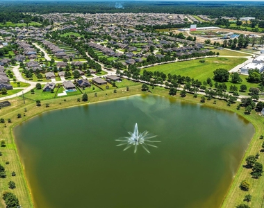 20803 Bastion Settle Drive - Photo Thumbnail 28