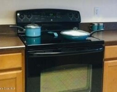 2590 Revolution Street - Photo Thumbnail 4