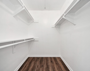 10602 Raydell Drive - Photo Thumbnail 13