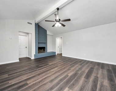 10602 Raydell Drive - Photo Thumbnail 19