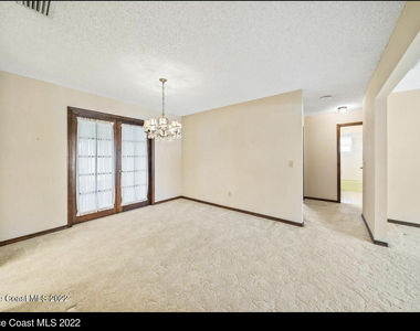 755 Verbenia Drive - Photo Thumbnail 10