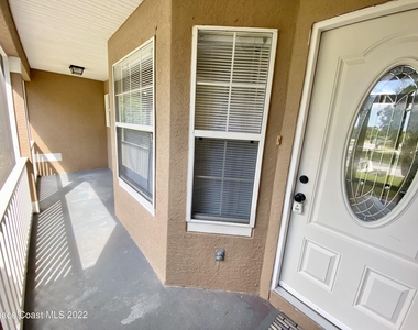 2435 Palisades Drive Se - Photo Thumbnail 2