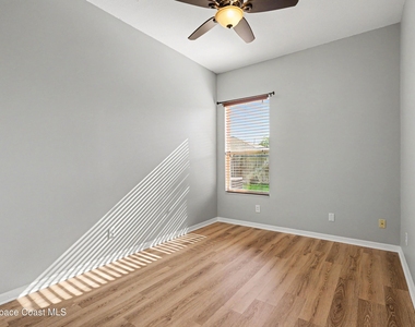 8056 Bracken Lane - Photo Thumbnail 15