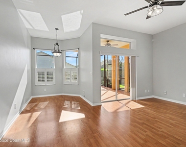 8056 Bracken Lane - Photo Thumbnail 6