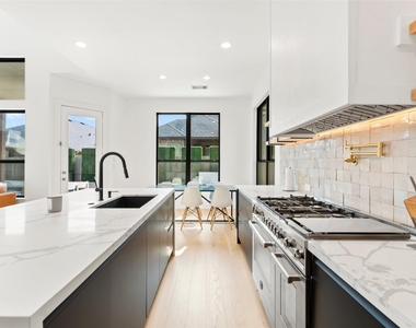 1053 Bat Hawk Court - Photo Thumbnail 22