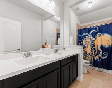 1053 Bat Hawk Court - Photo Thumbnail 42