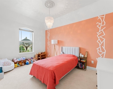 1053 Bat Hawk Court - Photo Thumbnail 39