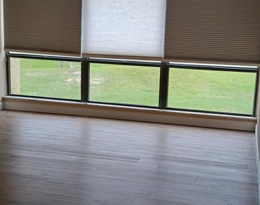 3101 Sand Trap Lane - Photo Thumbnail 7