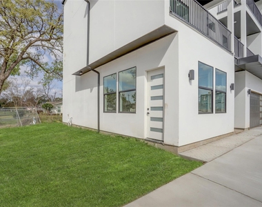 6816 Hartland Avenue - Photo Thumbnail 2