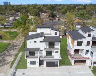 6816 Hartland Avenue - Photo Thumbnail 35