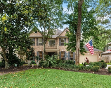 131 E Beckonvale Circle - Photo Thumbnail 2