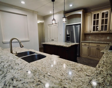 4020 Childress Street - Photo Thumbnail 20