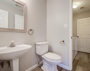 24302 Schivener House Lane - Photo Thumbnail 12