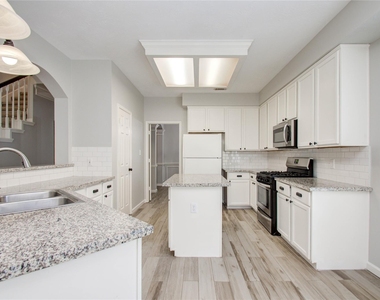 24302 Schivener House Lane - Photo Thumbnail 9