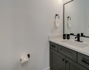 1616 Benson Street - Photo Thumbnail 24