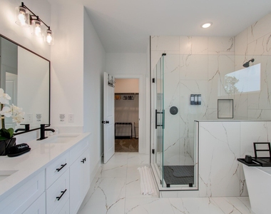 1616 Benson Street - Photo Thumbnail 4
