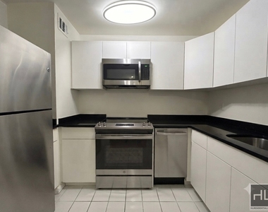 East 63 Street - Photo Thumbnail 1