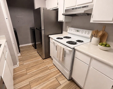 260 El Dorado Boulevard - Photo Thumbnail 4