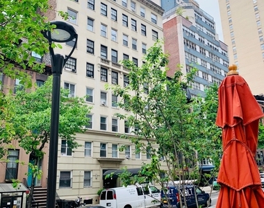 East 37 Street - Photo Thumbnail 10