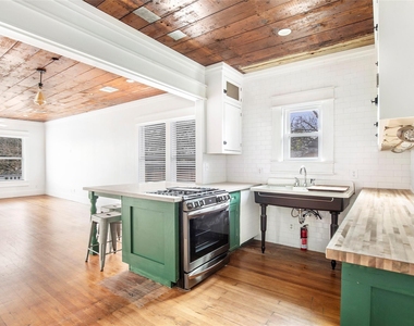 4731 Woodside Street - Photo Thumbnail 20