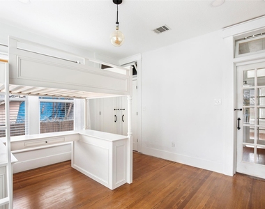 4731 Woodside Street - Photo Thumbnail 28