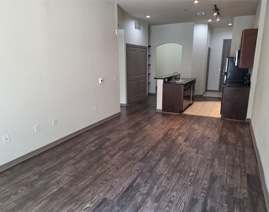 3616 Richmond - Photo Thumbnail 6