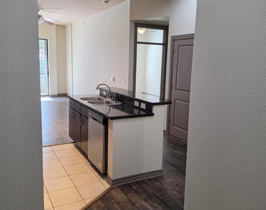 3616 Richmond - Photo Thumbnail 1