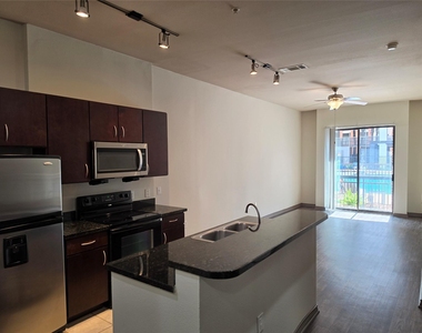 3616 Richmond - Photo Thumbnail 3