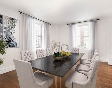 East 80th Street - Photo Thumbnail 3
