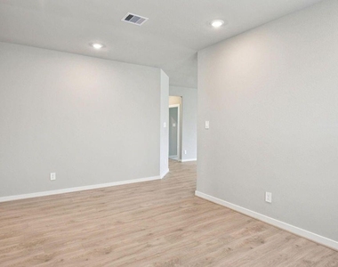 2131 Rawls Ranch Ct - Photo Thumbnail 27