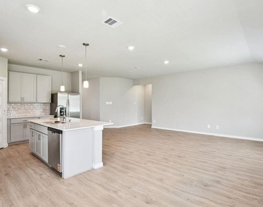 2131 Rawls Ranch Ct - Photo Thumbnail 7