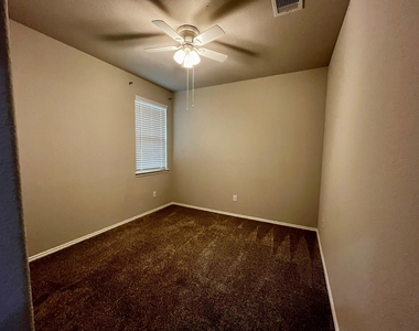 5443 Redwood Summit Lane - Photo Thumbnail 6