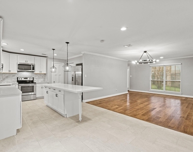 410 Bauxhall Court - Photo Thumbnail 12