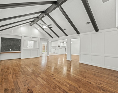 410 Bauxhall Court - Photo Thumbnail 14