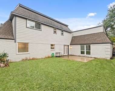 410 Bauxhall Court - Photo Thumbnail 21