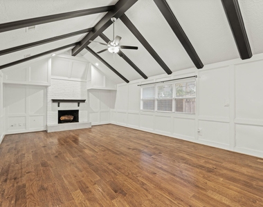 410 Bauxhall Court - Photo Thumbnail 13