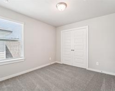 22419 Aster Way Ln - Photo Thumbnail 18