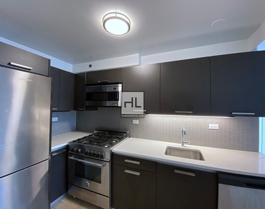 East 39th Street - Photo Thumbnail 1