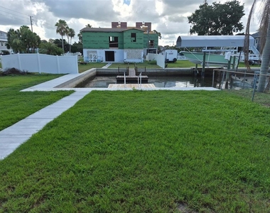 13934 Sommers Avenue - Photo Thumbnail 2