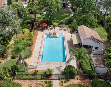 11520 Galleria Drive - Photo Thumbnail 28